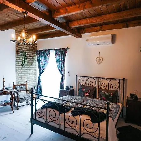 Frissitopont Vendeghaz Apartment Kisszekely