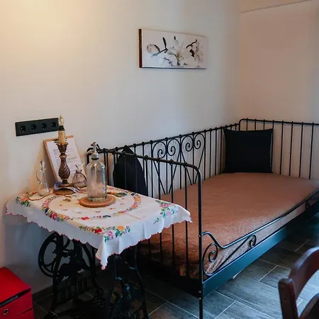 Frissitopont Vendeghaz Apartament *