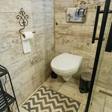 Apartament Frissitopont Vendeghaz *