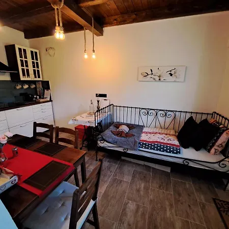Apartment Frissitopont Vendeghaz